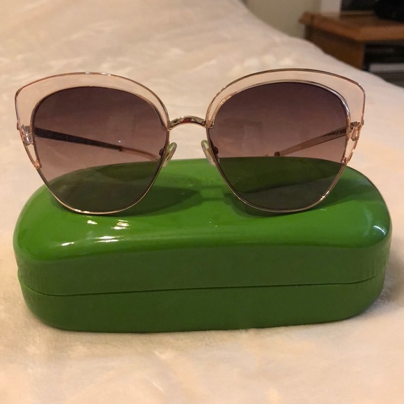 kate spade Accessories - BNIB Kate Spade ♠️ sunglasses 